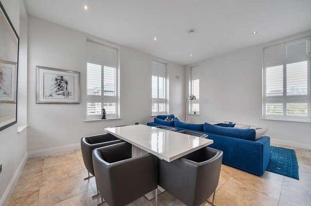 Marlborough Drive, Bushey, WD23 - Photo 1