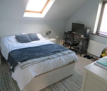 3 bedroom detached house to rent - Photo 2