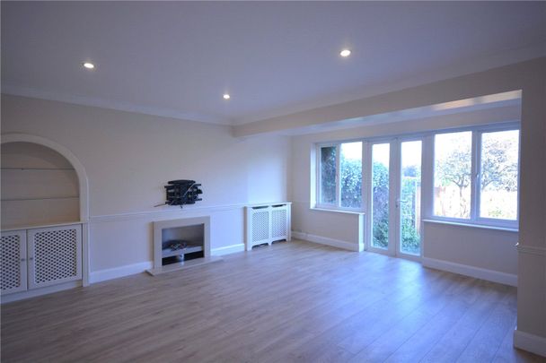 Stoneleigh Crescent, Epsom, Surrey, KT19 0RP - Photo 1