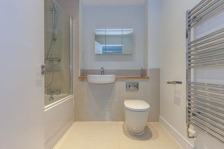 2 bedroom semi-detached house to rent - Photo 2
