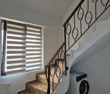 Apartament tip duplex| 3 camere| 80 mp| 2 băi| Parcare|Complet mobilat - Fotografie 1