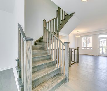 For Lease - 3056 Merrick Road, Oakville, Ontario - Photo 1