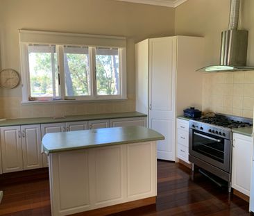 Bassendean - Photo 4