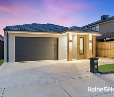 Stunning 4 Bedroom House in Clyde North! - Photo 5