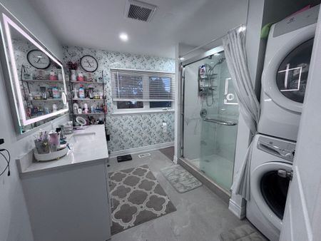 For Lease - 18 Staveley Crescent Unit# Room 1, Brampton, Ontario - Photo 4