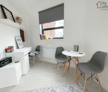 1 Bedroom Studio - Photo 6