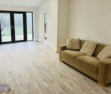 3 bedroom House To Let - Photo 1