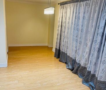 For Lease - 3025 The Credit Woodlands Road Unit# 330, Mississauga, ... - Photo 2