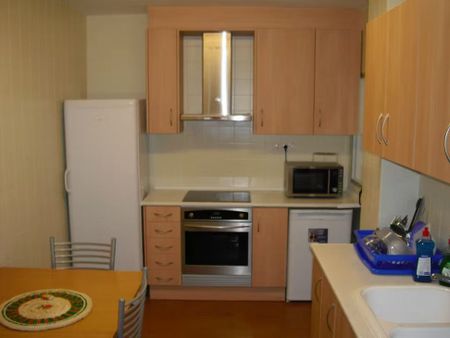 Plaça del Poeta Vicente Gaos, Valencia, Valencian Community 46021 - Foto 2