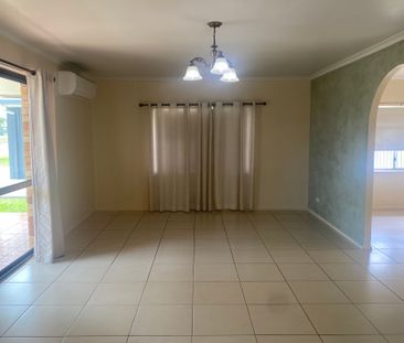 Charming 3-Bedroom Family Home in South Mackay – Comfort Meets Conv... - Photo 5