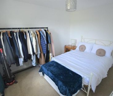 4 bedroom detached house to rent - Photo 6