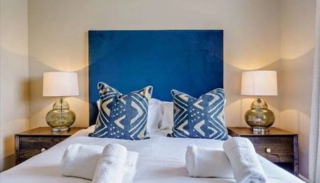 2 bedrooms - Photo 2