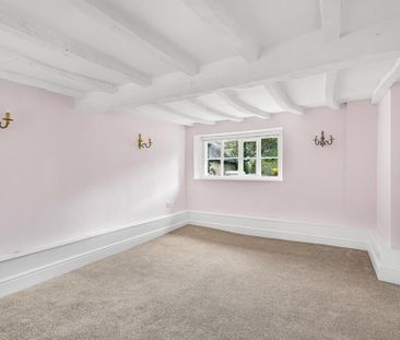 5 bedroom detached house to rent - Photo 3