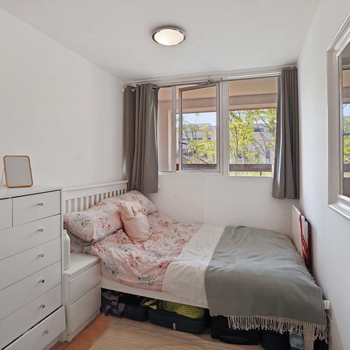 5 bedroom flat to rent - Photo 1