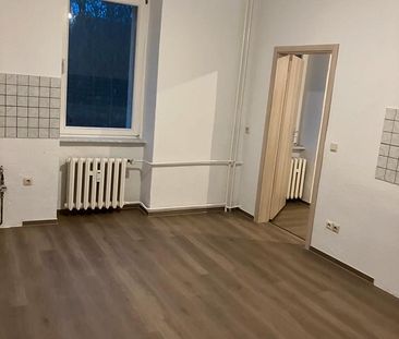 Wunderschöne 3 Raumwohnung in Helmsdorf in Sachsen-Anhalt - Foto 1