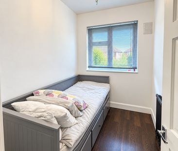 2 Bed Flat, Sydney Road, N10 - Photo 3