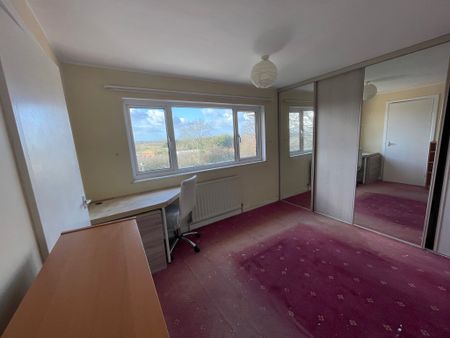 3 bedroom house to rent Pine Ridge, Tonbridge, TN10 - Photo 5