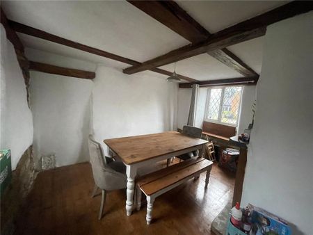 4 bedroom detached house to rent - Photo 2