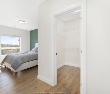 For Lease - 705 GRAND MARAIS Unit# 206, Windsor, Ontario - Photo 1