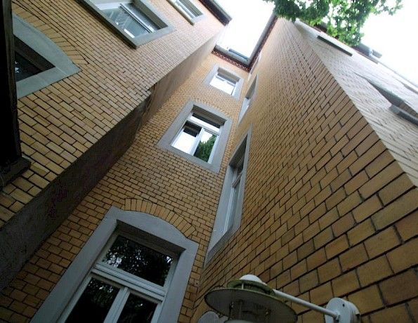 Charmante 4-Zimmer-Maisonette-Wohnung mit Einbauküche in Plauen Westend frei ab 01.12.2025 !! - Photo 1