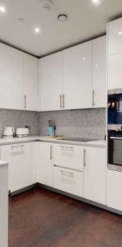 Charles Clowes Walk, Nine Elms, SW11 - Photo 1