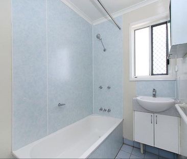 Family Home at Mansfield State College Catchment! - Photo 5