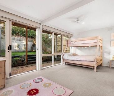 19 Seaview Cres, Black Rock VIC 3193 - House For Rent | Domain - Photo 6