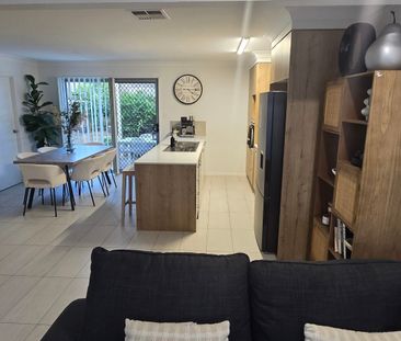 Murrumba Downs - Photo 2