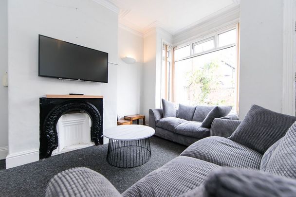 Ash View, Headingley, Leeds - Photo 1