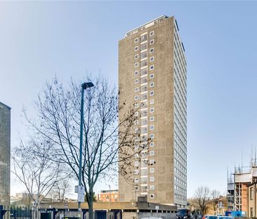A well presented one bedroom apartment with a spacious reception ro... - Photo 4