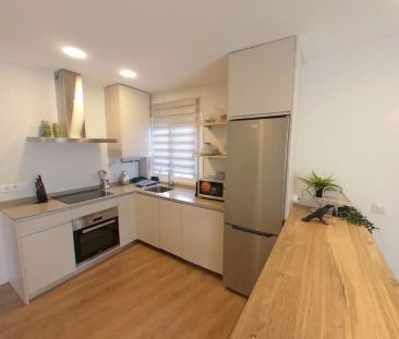 Piso de alquiler en Calle de San Valeriano, Bellas Vistas - Photo 5