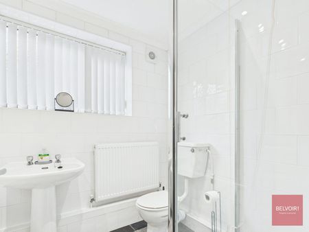 Terraced House to rent on - Photo 2