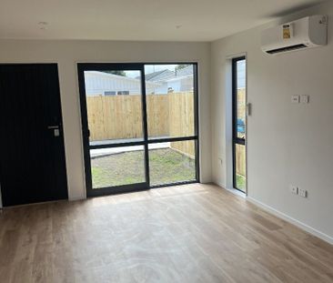 Brand New Stunning 3-bedroom Duplex in Manurewa - Photo 1