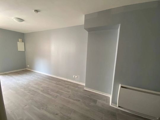 Joli F2 au sein d'une toute petite résidence - Photo 1