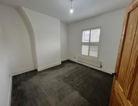 3 Bedroom Terraced To Let - Photo 5