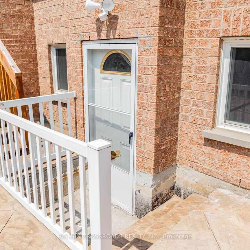 For Lease - 1373 Wallig Avenue, Oshawa, Ontario - Photo 1