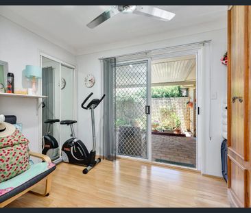 Easy Coastal Living with Privacy, Comfort & Secure Parking - Photo 1