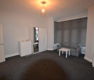 Ground floor flat to rent - Photo 1