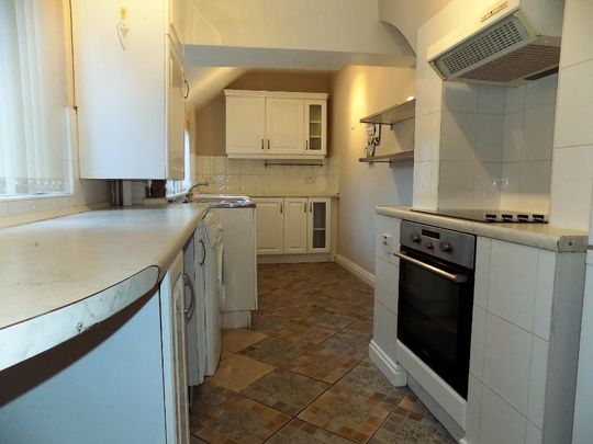 2 bedroom terraced house to rent - Photo 1