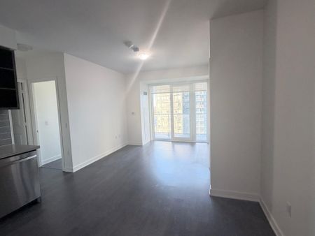 For Lease - 4675 Metcalfe Avenue Unit# 2101, Mississauga, Ontario - Photo 2