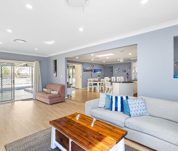 110 BAGNALL BEACH ROAD, Corlette NSW 2315 - House For Rent | Domain - Photo 3