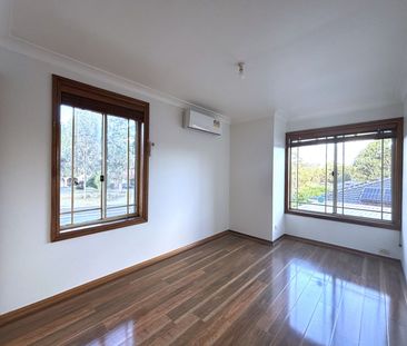 20 Yeronga Close, 2176, St Johns Park Nsw - Photo 4