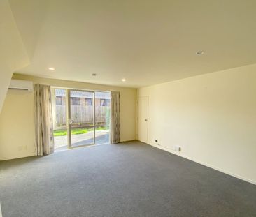 2/113 Clarence Street, Riccarton, NZ 8011 - Photo 2