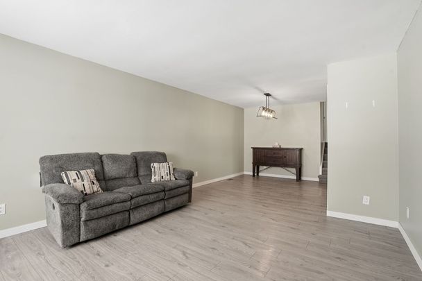 For Lease - 5880 Crimson Drive Unit# MAIN, Niagara Falls, Ontario - Photo 1