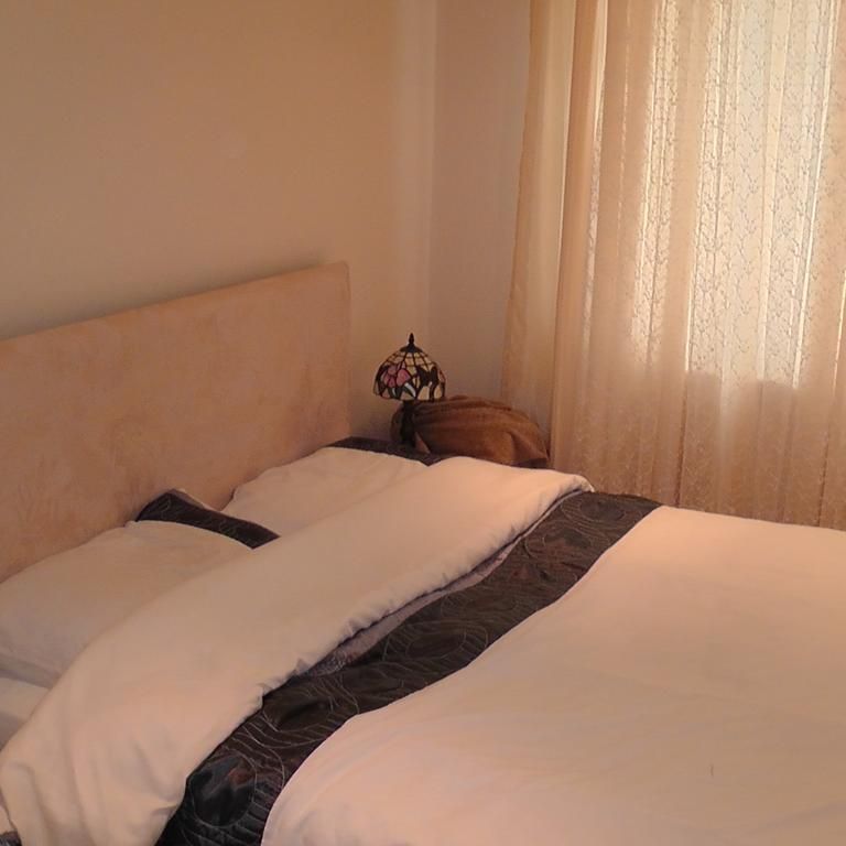 1 bedroom bedsit to rent - Photo 1