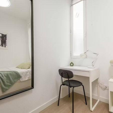 Calle de la Redondilla, Madrid, Community of Madrid 28005 - Photo 4