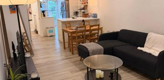 CESSION DE BAIL – Magnifique 3 ½ sur le Plateau-Mont-Royal (Parc Laurier) - Photo 2