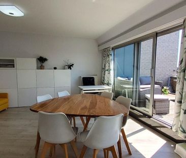 Appartement te huur in Evere voor € 1.500 met 2 slaapkamers - Photo 5