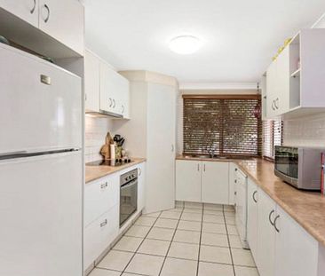 3-bedroom shared unit/townhouse, Margaret Street Tweed Heads - Photo 1