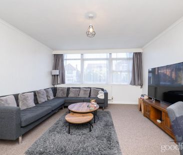 2 bedroom apartment to rent - Photo 2